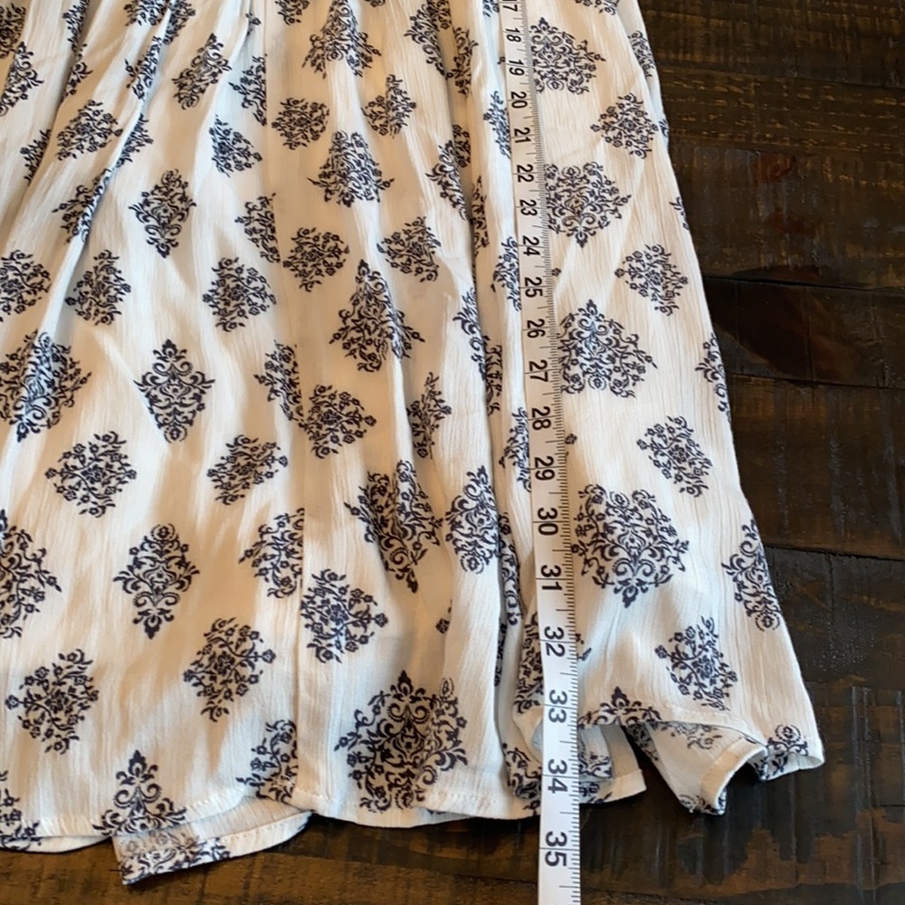 Excellent Condition! Altar’d State Dress Size Lrg - Picture 6 of 8